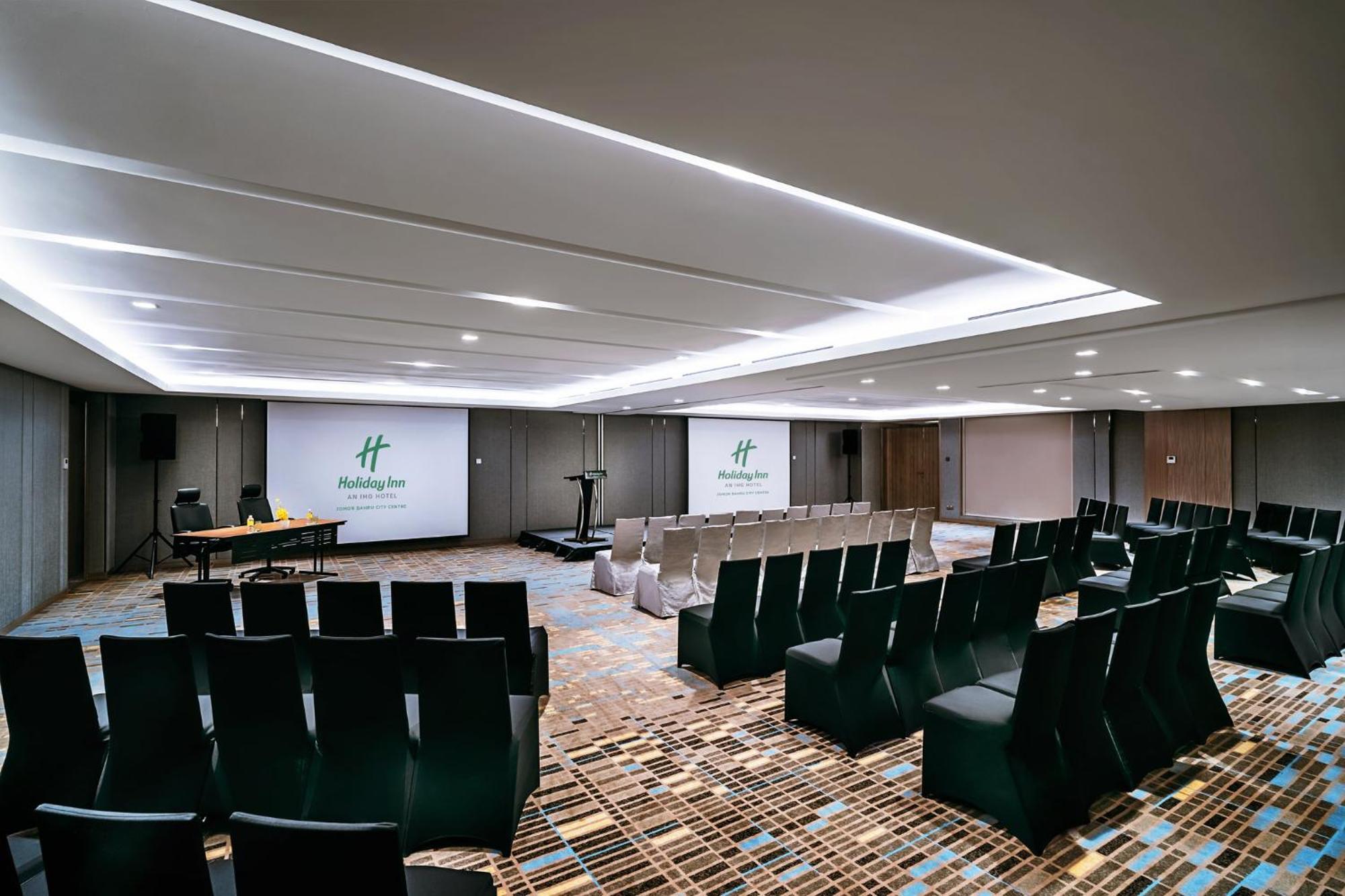 Centre By Ihg 4*